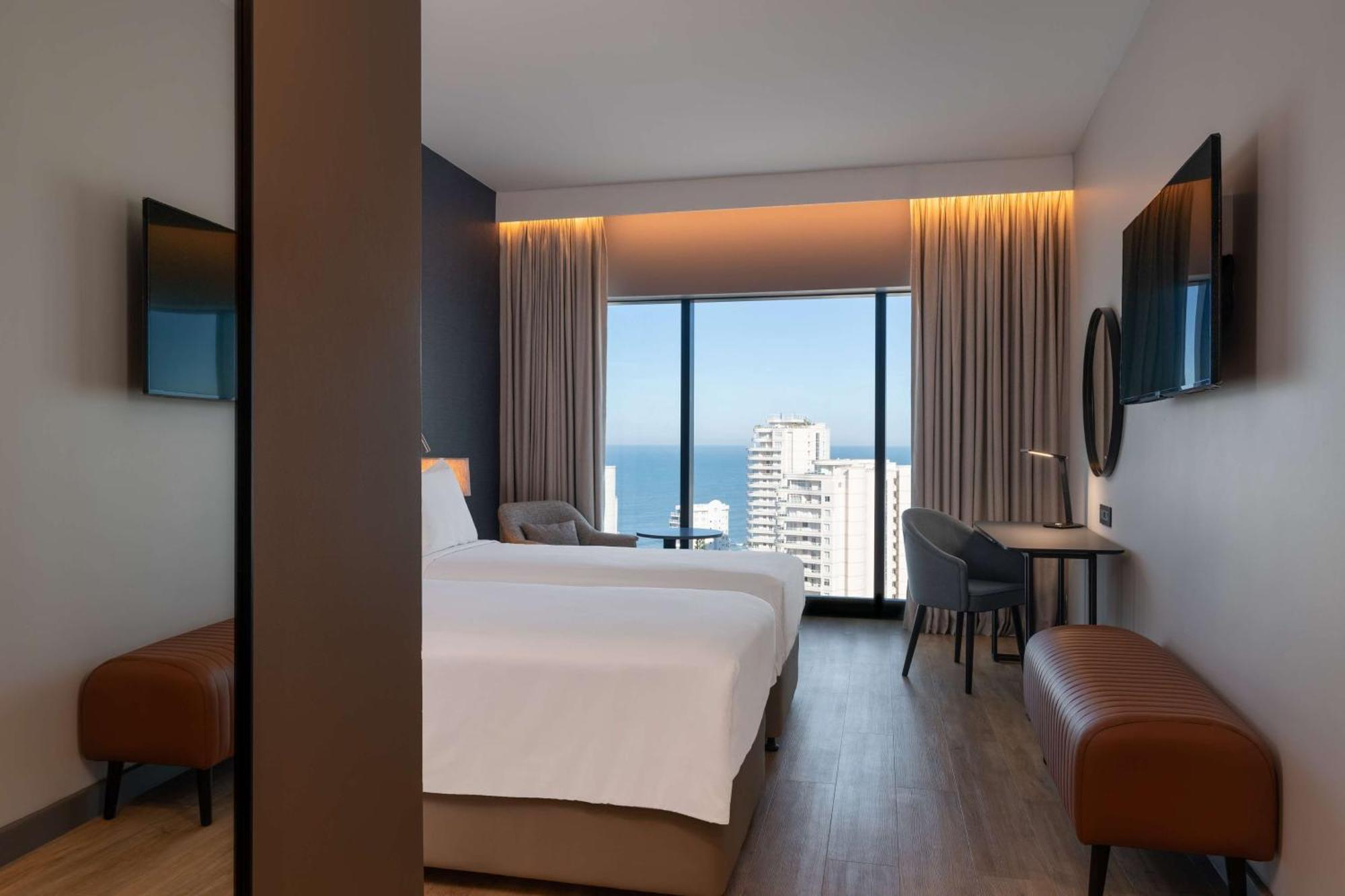 Radisson Blu Hotel, Durban Umhlanga エクステリア 写真