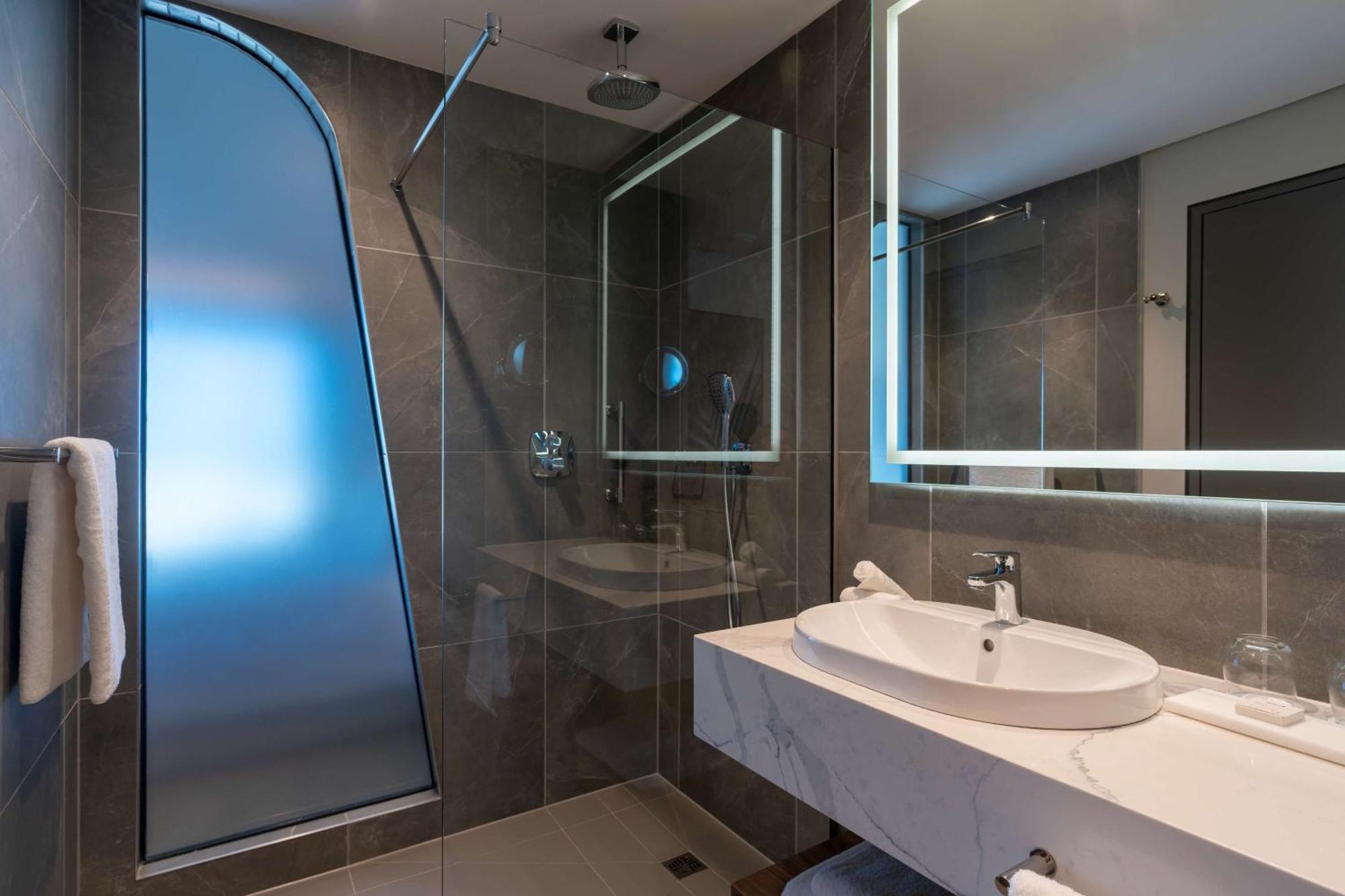 Radisson Blu Hotel, Durban Umhlanga エクステリア 写真