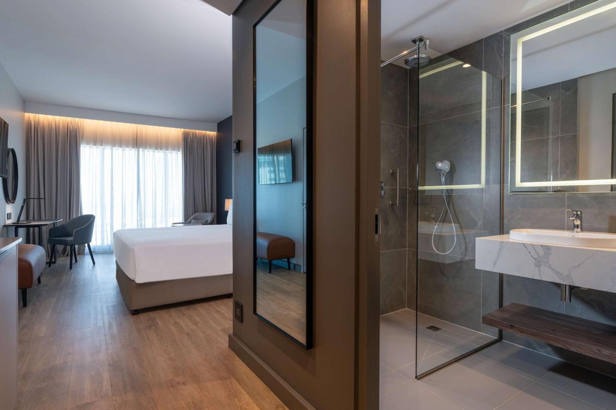 Radisson Blu Hotel, Durban Umhlanga エクステリア 写真