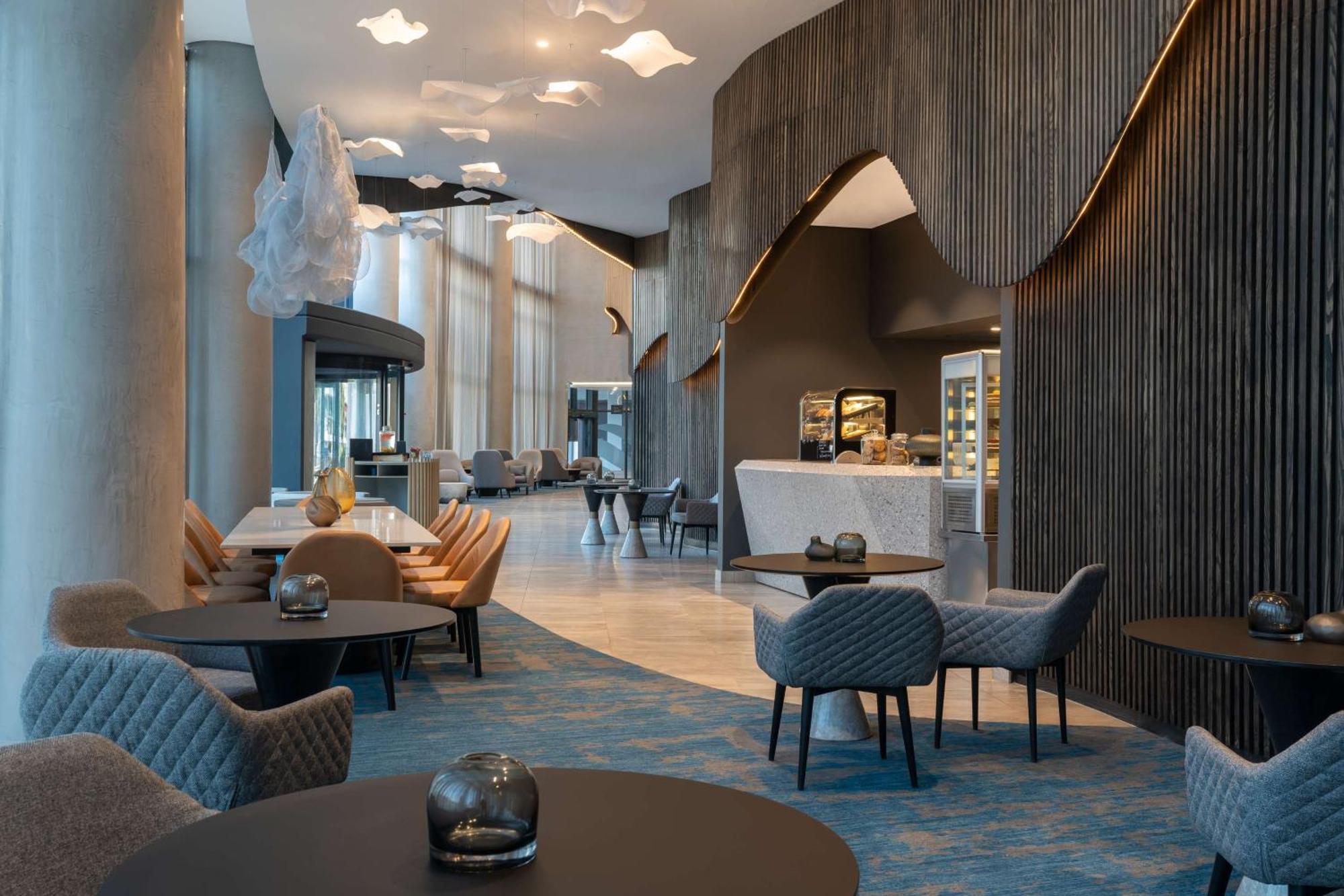 Radisson Blu Hotel, Durban Umhlanga エクステリア 写真